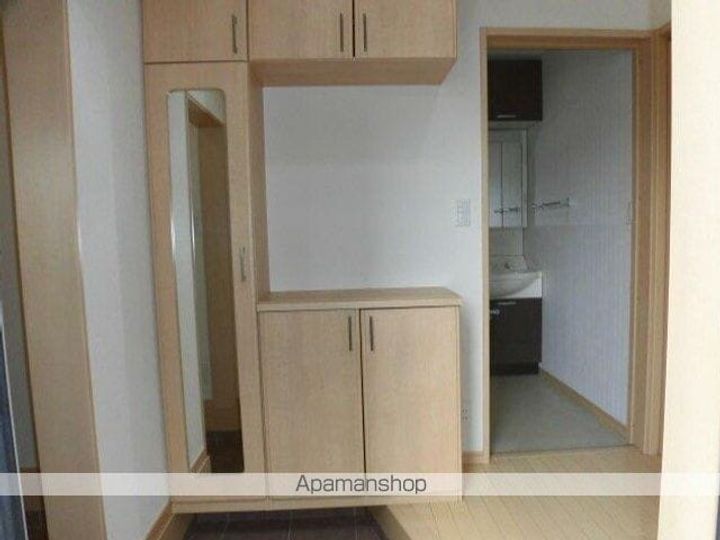 東京都武蔵村山市残堀5丁目(一戸建)の賃貸物件戸建ての玄関