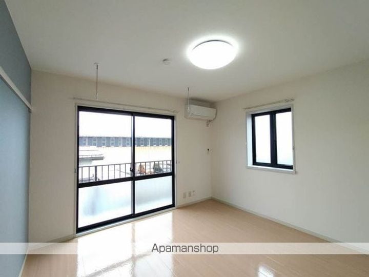 長野県長野市大字西和田の賃貸アパートの内装