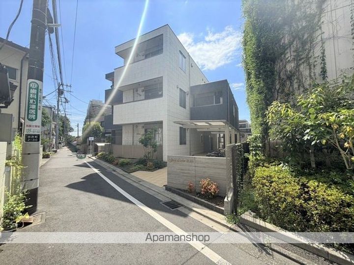 GOLD LAKE 立川の外観