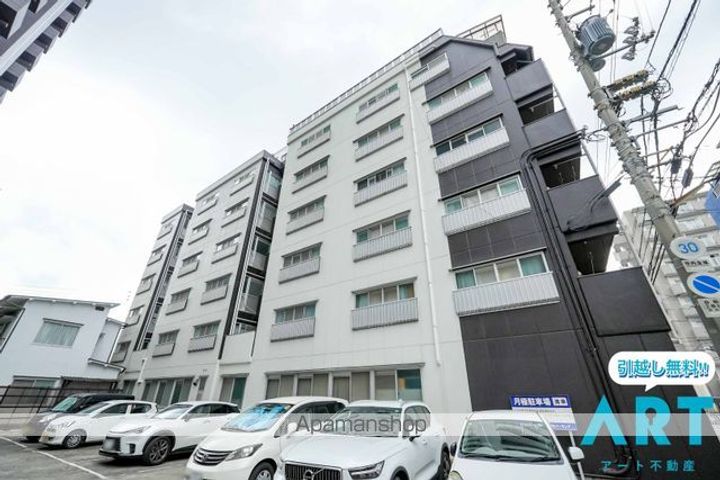 レイス三番町の外観