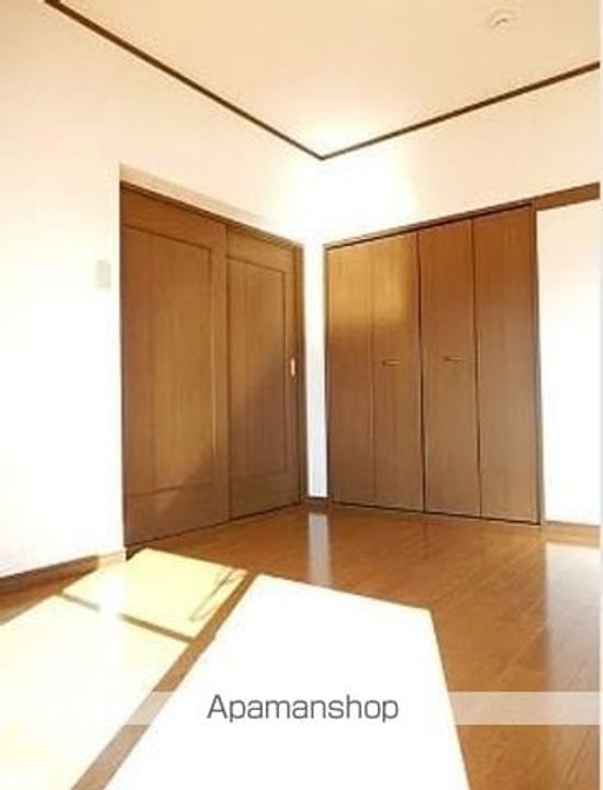 メゾンベルアーム301の内装