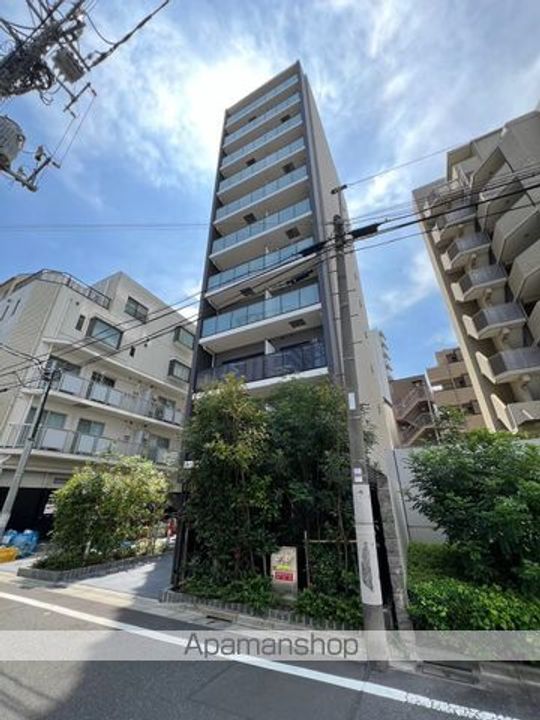 東京都中野区本町5丁目の賃貸マンションの外観