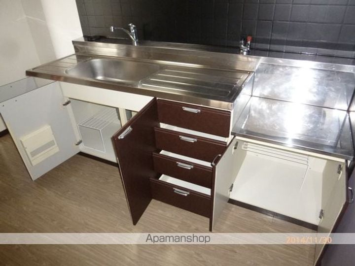 コスミックルーム21のキッチン