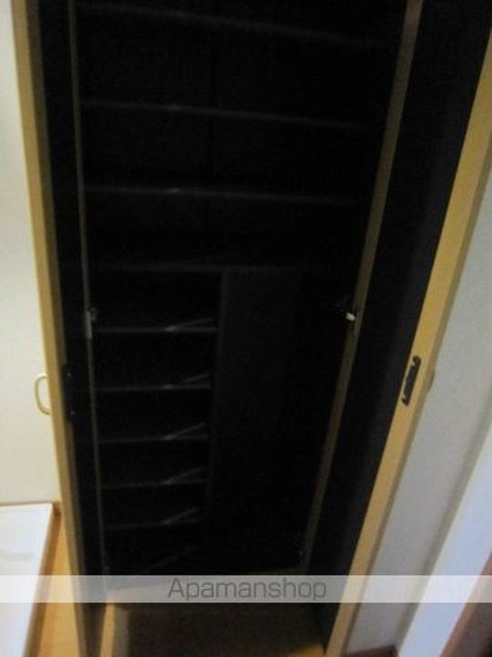 サゥーヂビバⅡの玄関