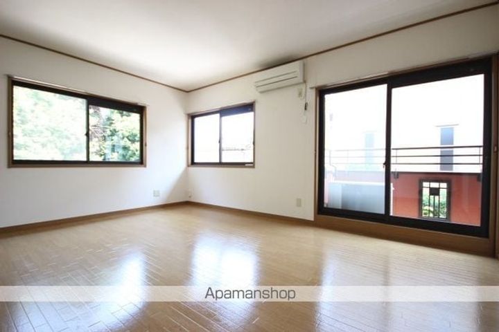 ビューハイツ塚越201の内装