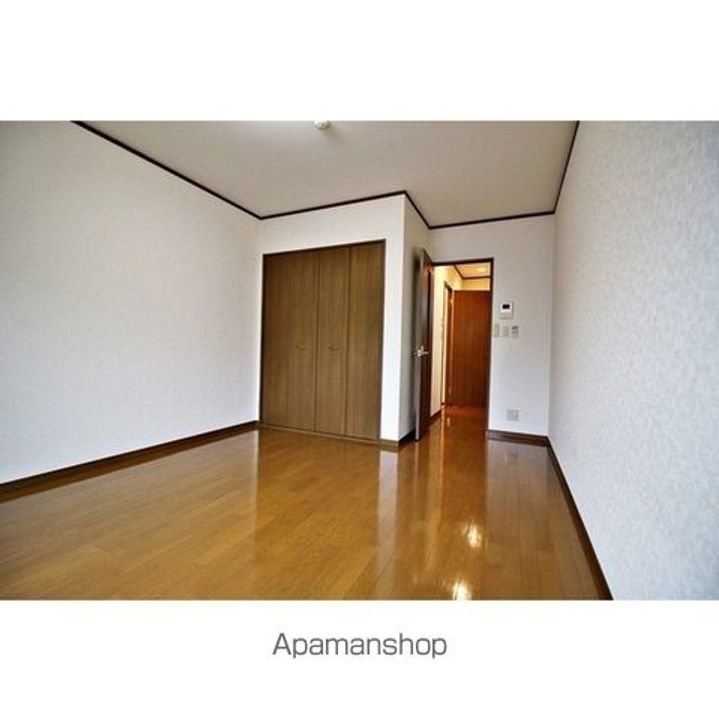 アムール AMICALの居間