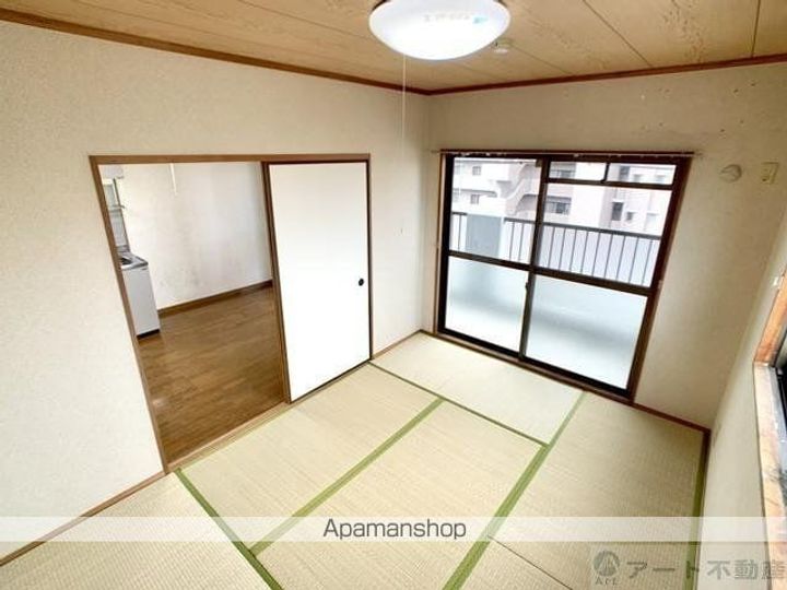 コーポカワモト5.541の内装