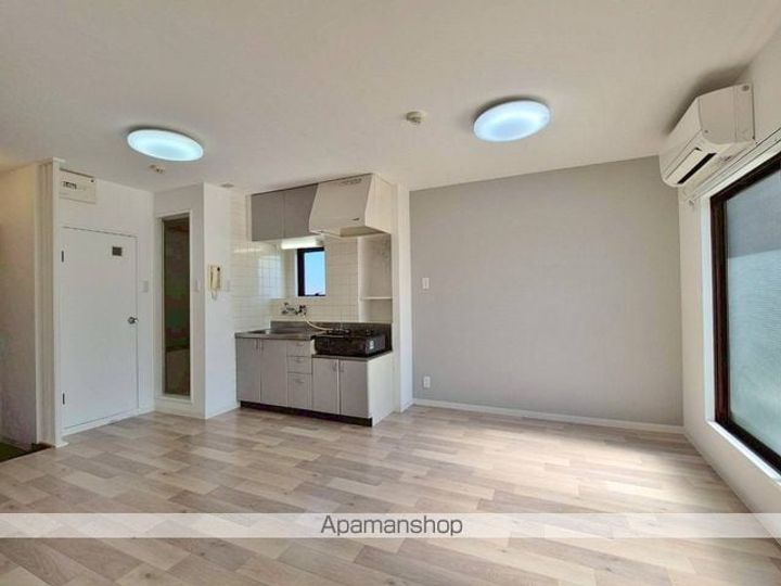 レジデンス・アムール403.の居間