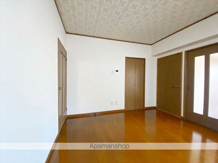 岡山県総社市総社3丁目の賃貸マンションの内装