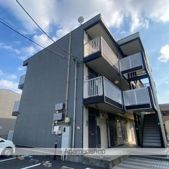 レオパレスメルシー新和の外観