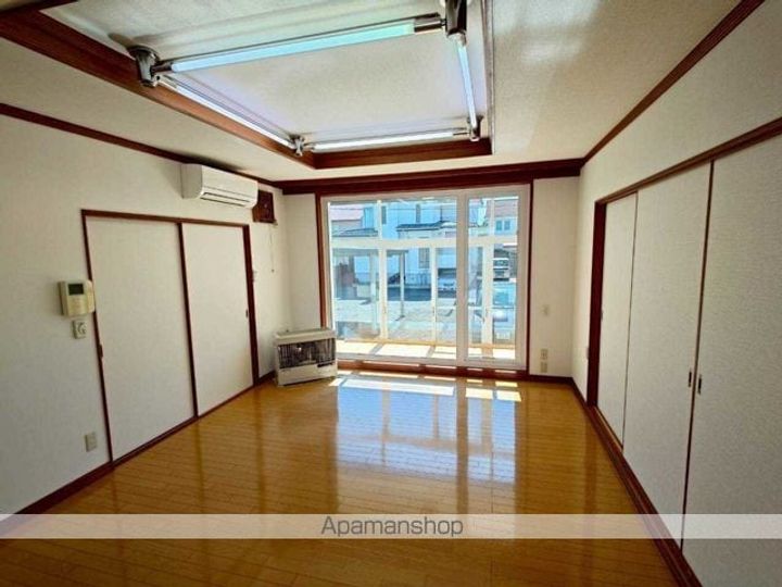 北海道帯広市西十九条南4丁目(一戸建)の賃貸物件戸建ての居間