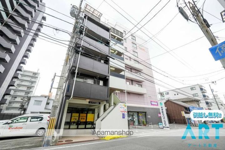 レイス三番町の外観