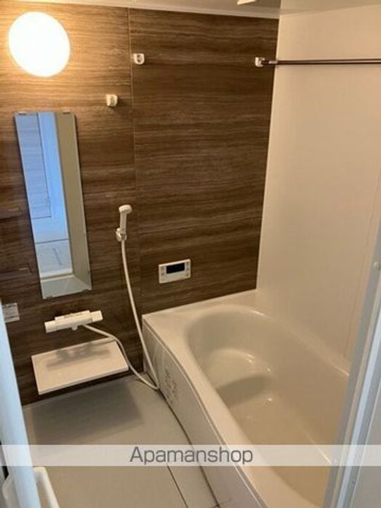 DーROOM新井町の風呂