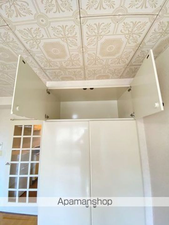 シャンブル八木山401の内装