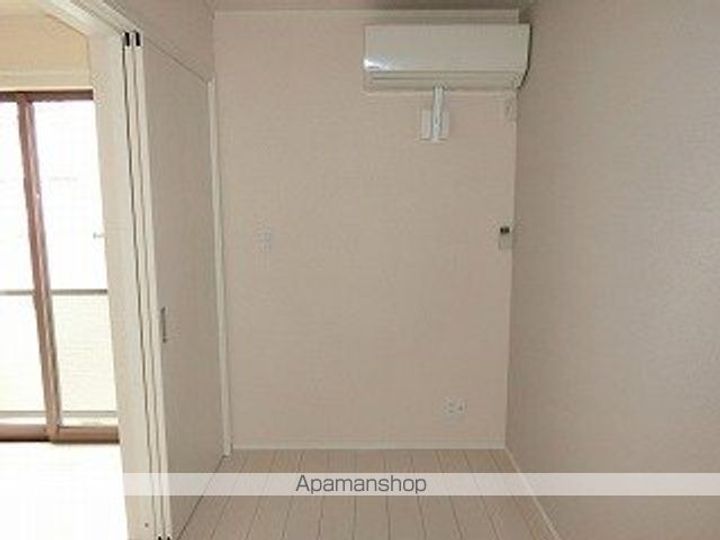 岩手県盛岡市前九年3丁目の賃貸アパートの内装