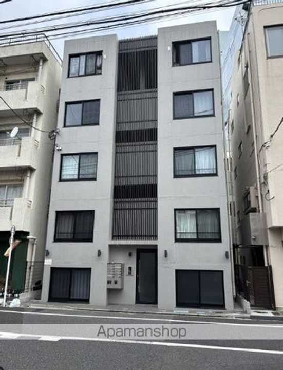 ルーナクレシェンテ早稲田の外観