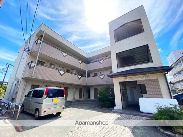 ラ・フォーレ24の外観