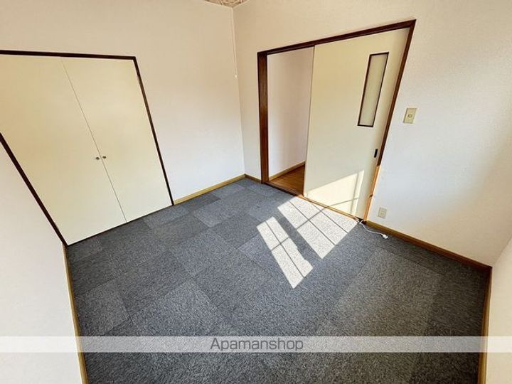 メイプルハイム美原101の内装