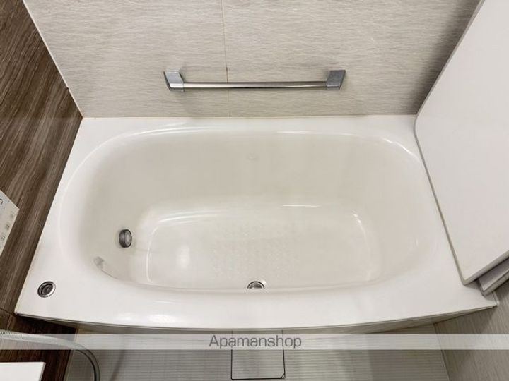 埼玉県八潮市大瀬1丁目の賃貸マンションの風呂