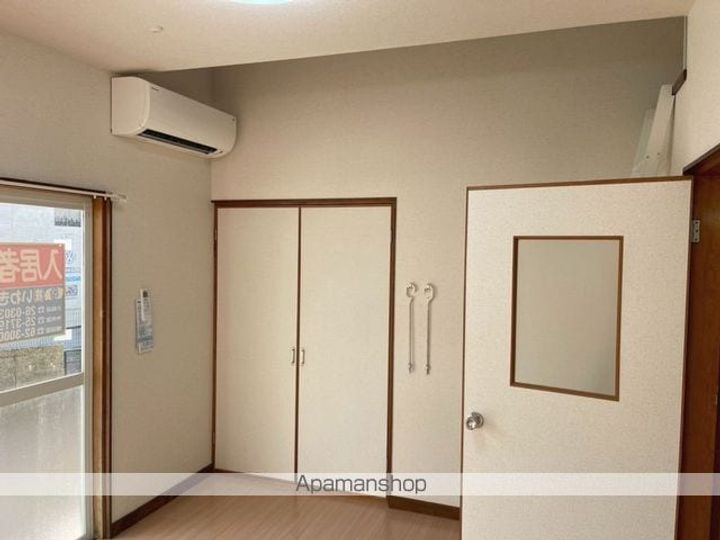 キャッスル港ケ丘102の内装