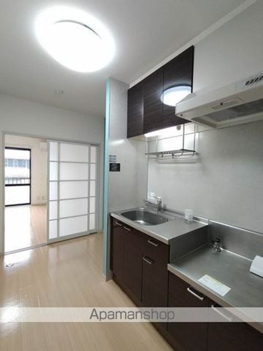 長野県長野市大字西和田の賃貸アパートのキッチン