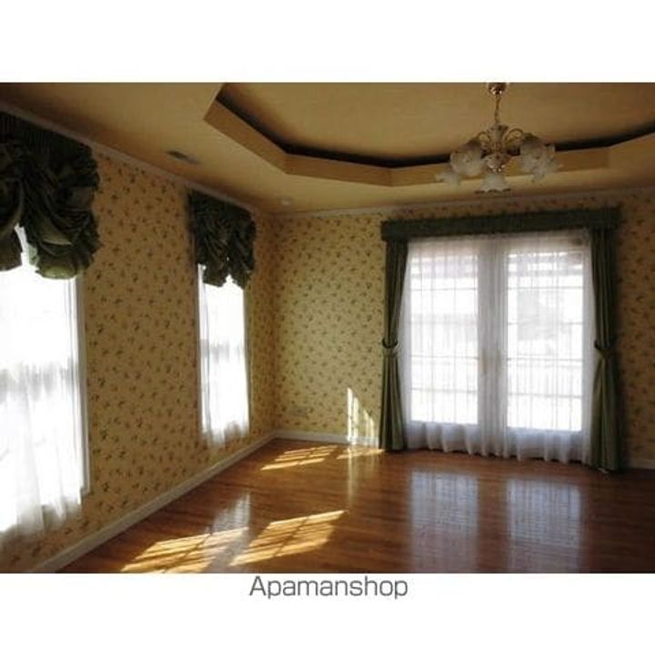 愛知県名古屋市名東区よもぎ台3丁目(一戸建)の賃貸物件の居間