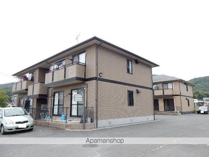 コンフォール翠 A棟の外観