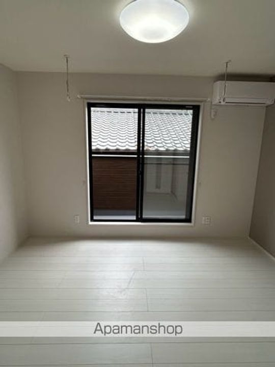 ベレガンス津田沼Ⅱの居間