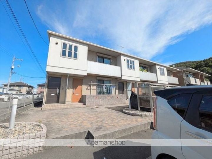 クレール B棟の外観