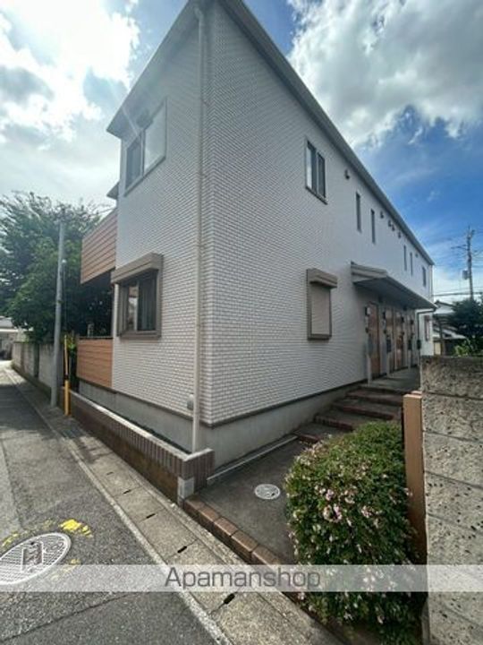 グリシナ102号室の外観