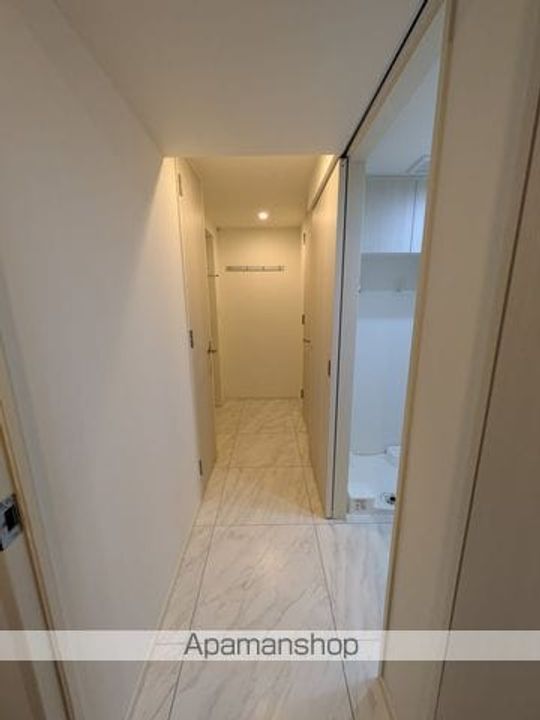 東京都中野区本町4丁目の賃貸マンションの内装