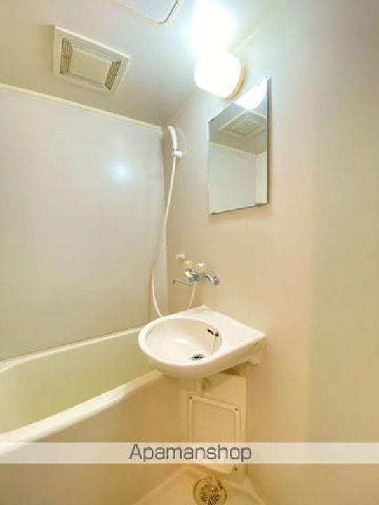 シャンブル八木山403の風呂