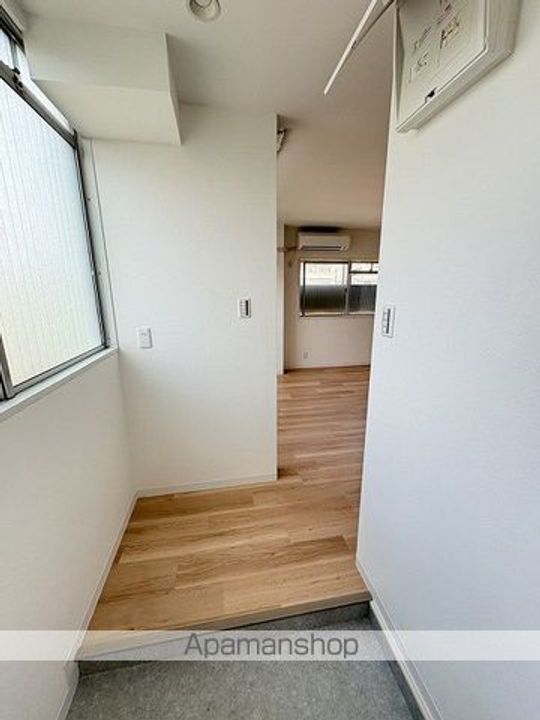 汐入ビル403の内装