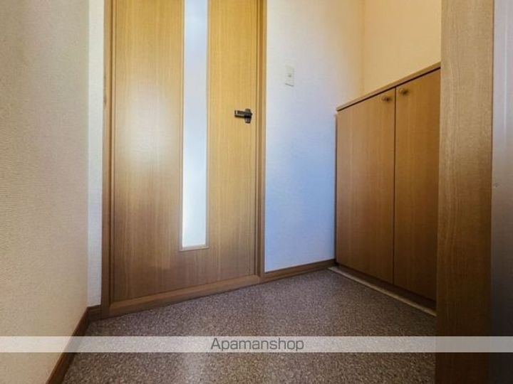 ソレイユSⅡ203の玄関