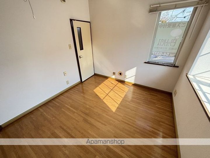 メイプルハイム美原101の内装