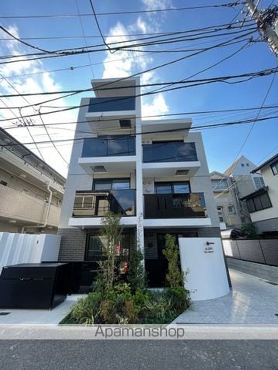 東京都中野区中央3丁目の賃貸マンションの外観
