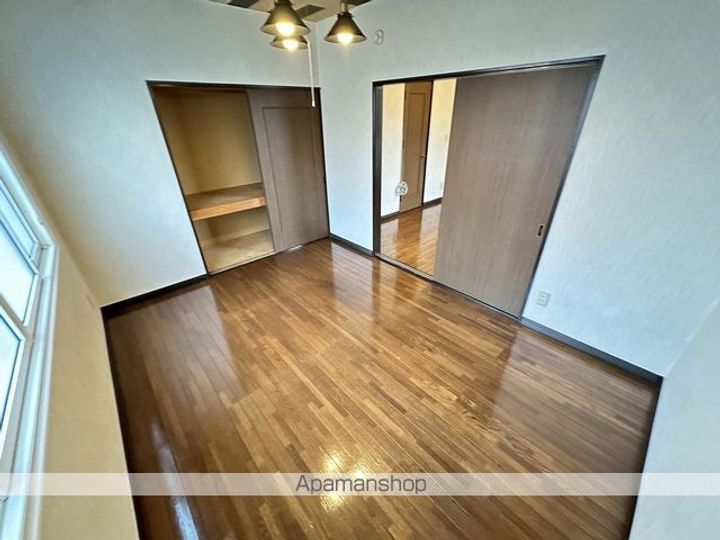 ヴィラコート美原202の内装