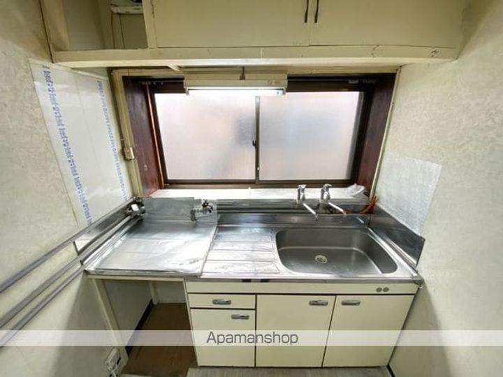 昭和1丁目3番一棟二戸左のキッチン