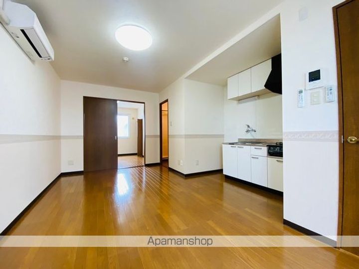 ピュアパレス人見203の内装