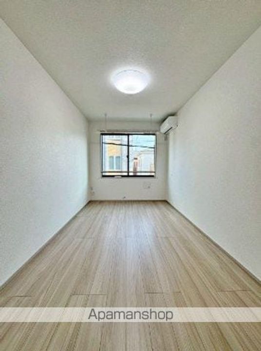 GRANDE TAKASAGOの居間