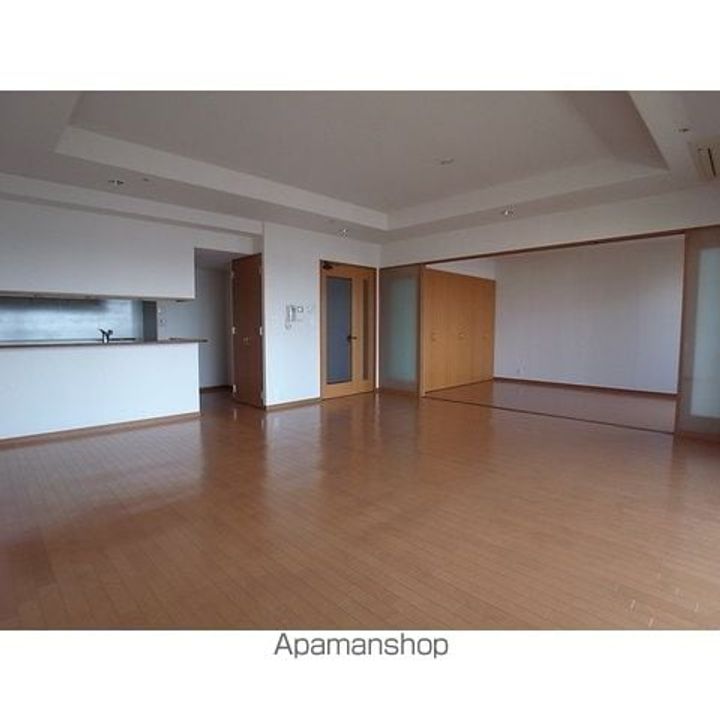 グラン・アベニュー名駅の居間