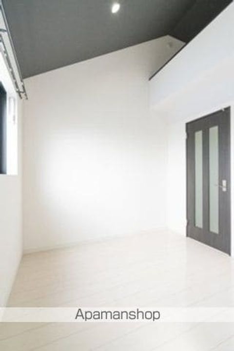 キープラグーン霞台201の内装