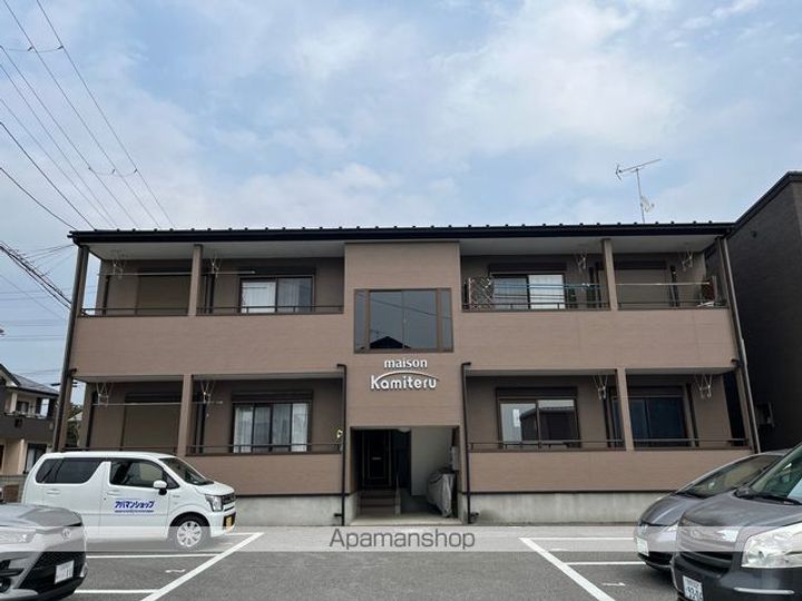 滋賀県長浜市新庄寺町の賃貸アパートの外観