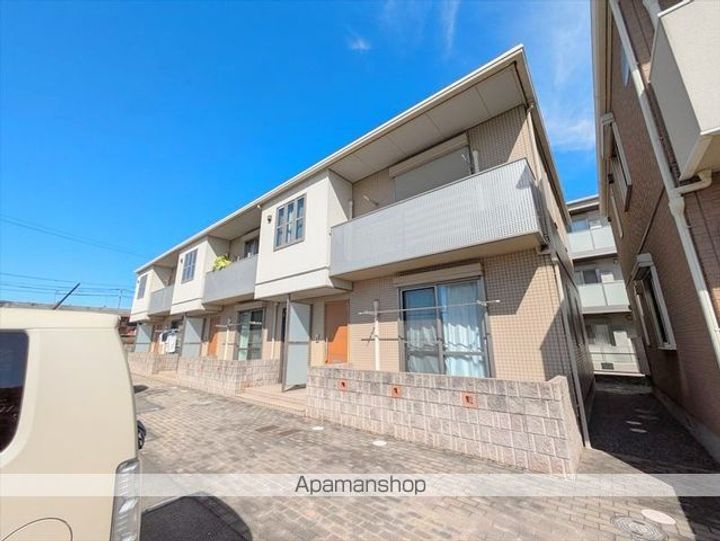 クレール B棟の外観