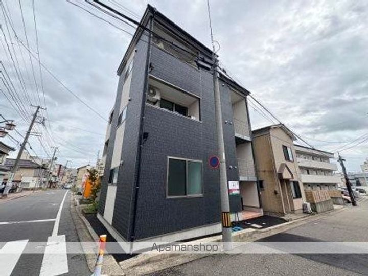 L COLLECTION天神前の外観
