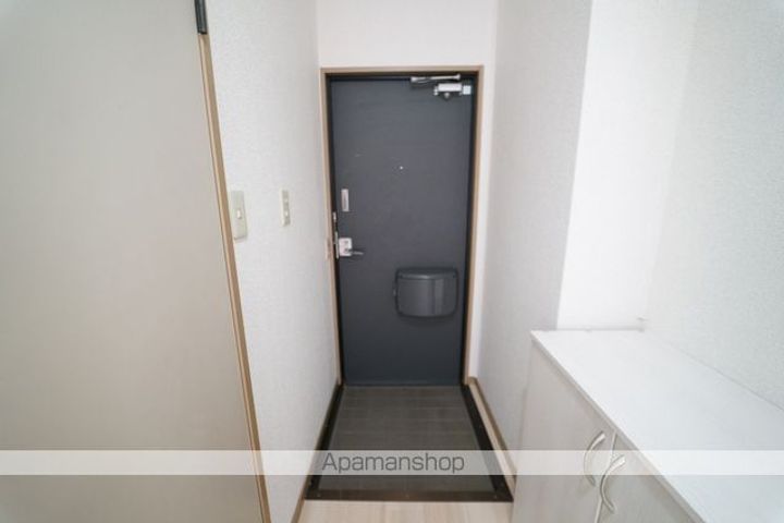 サンビレッジ弐番館101の玄関
