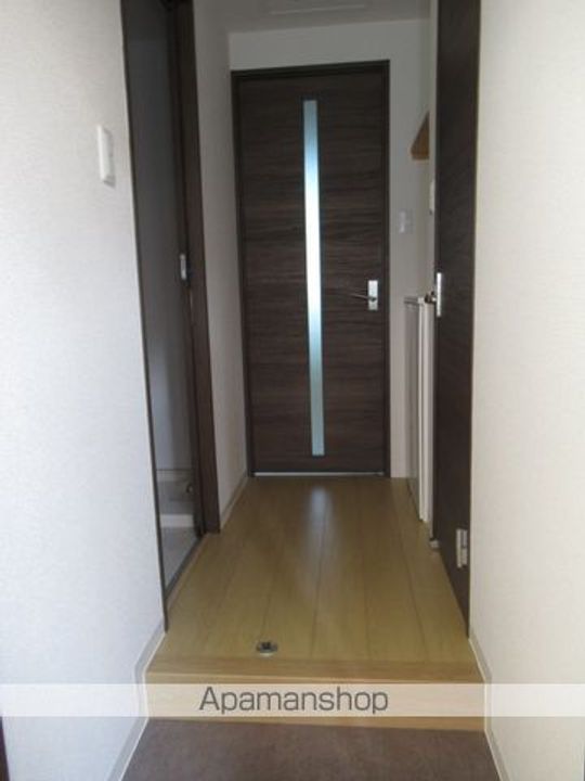 エルフ上杉の玄関
