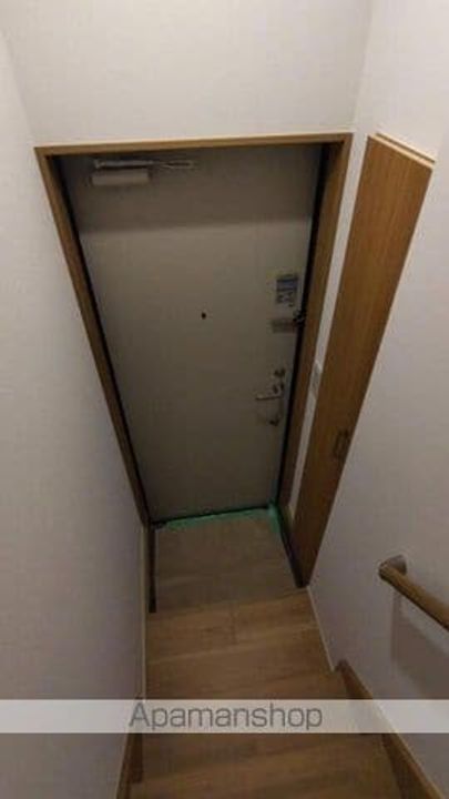 WOOD CREST AMANUMA RESIDENCEの玄関