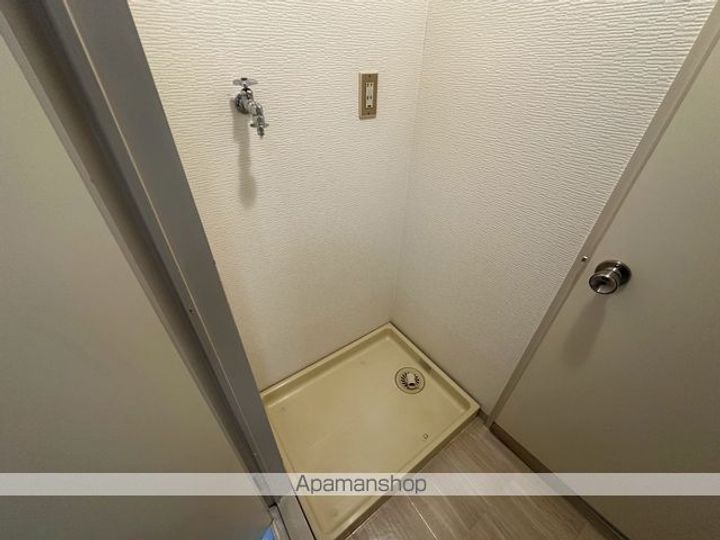 愛知県名古屋市東区矢田5丁目の賃貸マンションの内装