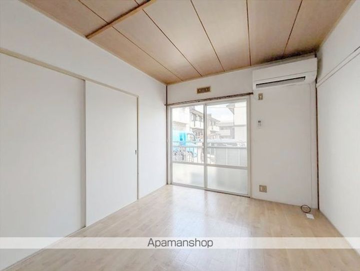サンビレッジ大熊 Aの居間